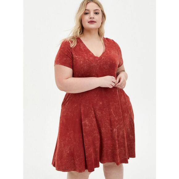 Torrid Women's Super Soft Short Sleeve Trapeze Dress Burnt Red Orange Size 1X - Picture 1 of 10